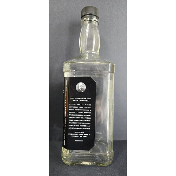 13" JACK DANIEL'S WHISKEY GLASS LIQUOR BOTTLE WITH CAP 1.75 LITERS - Picture 4 of 7